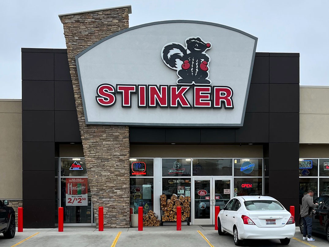 AccuStore Stinker Storefront